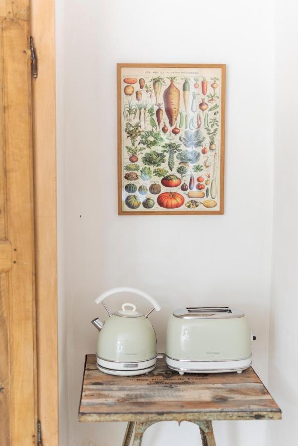 La Petite Ruche, 1 Bedroom Gite In The Luberon Apt Bagian luar foto
